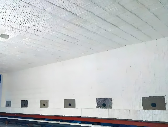 建筑的摆设布局
中度可信度描述已自动生成